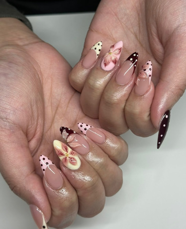 KATE Nails & Spa  E58A2CF2-603C-4099-9CE3-90D8148A3E95