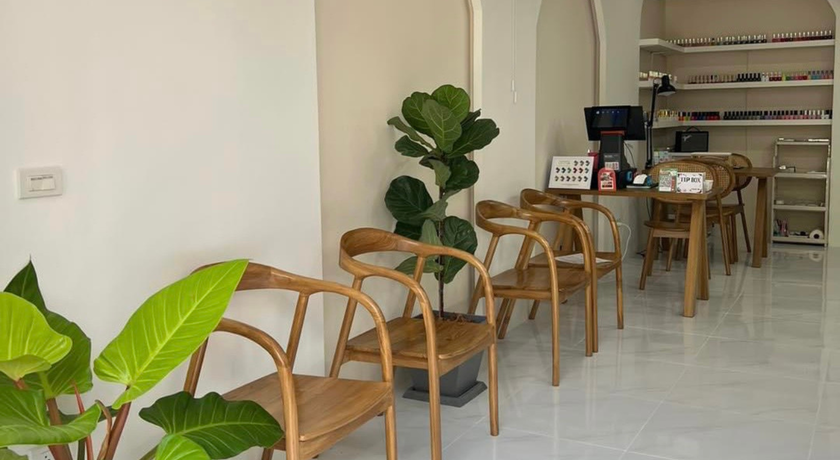 Missis Nail & Spa Nimman Chiangmai Missis Nail & Spa - มิสซิสเนลแอนด์สปา ทำเล็บพรีเมียมนิมมาน 2