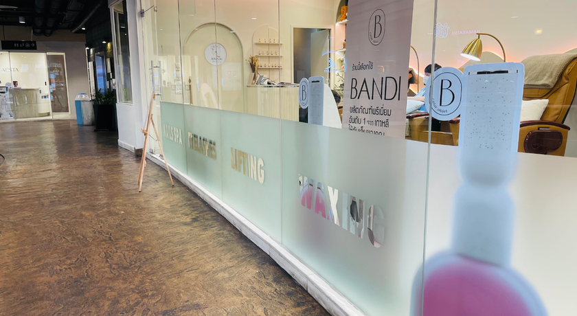 Feliz Nails Beauty & Spa (La villa Ari) เฟลิซ เนลส์ บิวตี้ แอนด์ สปา สาขา ลาวิลล่า อารีย์ 15
