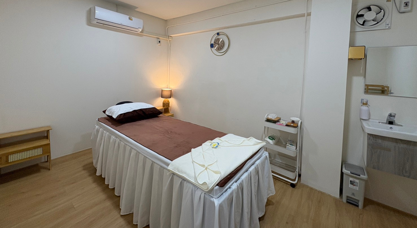 Naravej Thai Traditionnal Medicine Clinic Naravej Thai Traditional Medicine - นาราเวช คลินิกแพทย์แผนไทย บางใหญ่ 5
