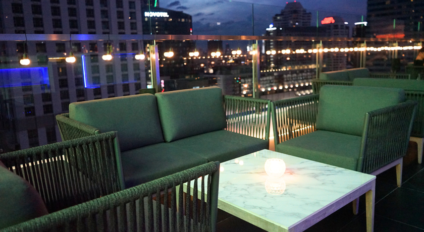 Café 9 Restaurant at Centara Watergate Pavilion Hotel Bangkok  Untitled_design_%2828%29