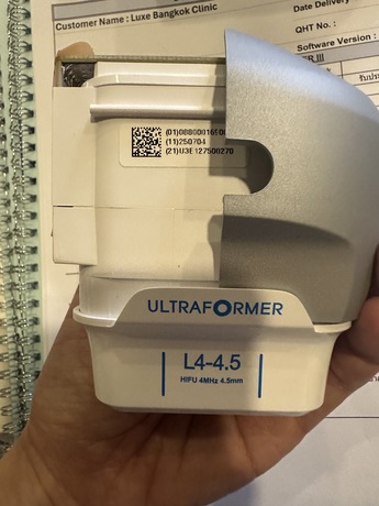 Luxe Bangkok Clinic (BTS Phahonyothin 24) Luxe Bangkok Clinic (BTS Phahonyothin 24) (มีสาขาเดียวเท่านั้น)  image_picker_F31474DC-89B3-4FEB-8A9F-A19AB2B2F339-67356-00000814005071D1