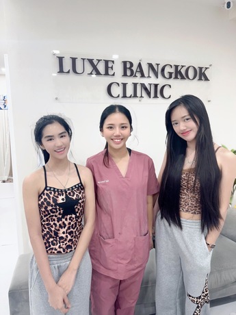 Luxe Bangkok Clinic (BTS Phahonyothin 24) Luxe Bangkok Clinic (BTS Phahonyothin 24) (มีสาขาเดียวเท่านั้น)  image_picker_F70AF07D-FCDF-4B16-A361-2F26D5DAAB77-67356-00000814E6D54995