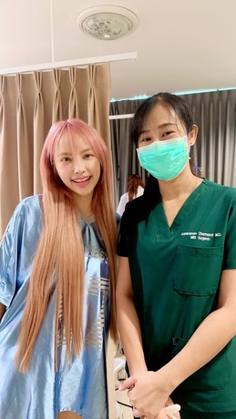 Luxe Bangkok Clinic (BTS Phahonyothin 24) Luxe Bangkok Clinic (BTS Phahonyothin 24) (มีสาขาเดียวเท่านั้น)  image_picker_D804ACAE-6159-45B7-A465-E1BE0023D6E1-67356-00000814E8F6B5B0