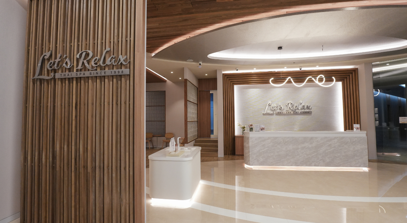 Let's Relax Bangkok Central Park Let’s Relax Bangkok Central Park - เล็ทส์ รีแล็กซ์ สปาหรู ย่านสีลม 10