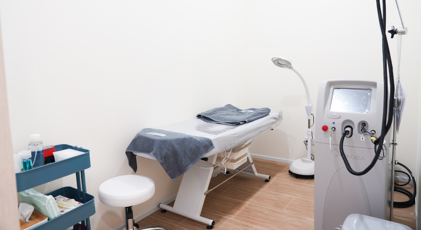 Laliza Clinic (Future Park Rangsit) Laliza Clinic - ลลิษา คลินิก ผิวหนังเฉพาะทาง ฟิวเจอร์พาร์ครังสิต 4