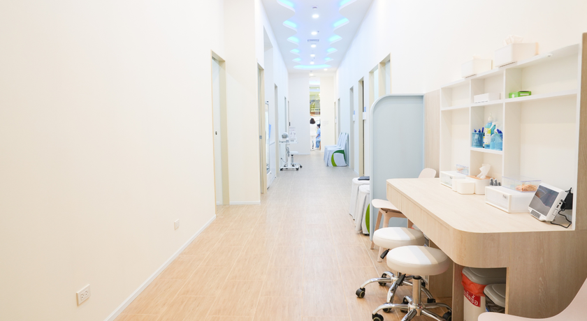 Laliza Clinic (Future Park Rangsit) Laliza Clinic - ลลิษา คลินิก ผิวหนังเฉพาะทาง ฟิวเจอร์พาร์ครังสิต 5