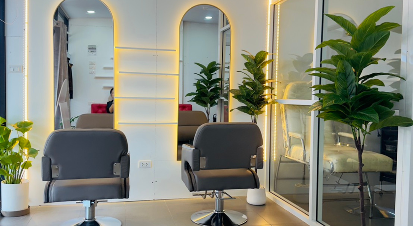 Deeya Hair Extensions Pattaya Deeya Hair Extensions Pattaya - ดีญ่าต่อผมพัทยา ต่อผมธรรมชาติ ซอยพัทยา 7 4