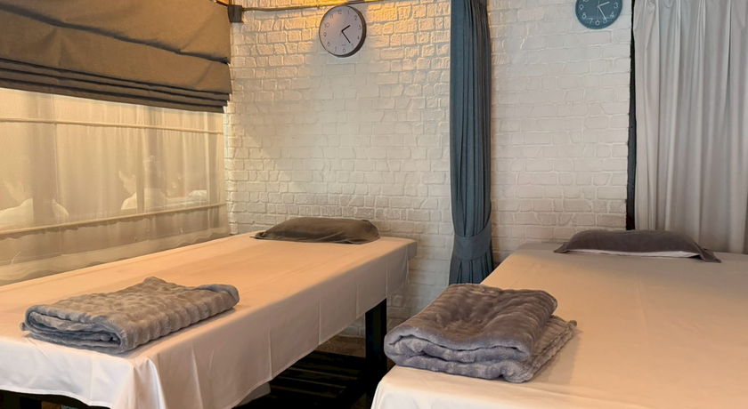 Kleines Authentic Massage (Nuad Thai)(Sukhimvit 24) Kleines Authentic Massage - ไคลน์ ออเธนทิค มาสสาจ นวดเพื่อสุขภาพ สุขุมวิท 24 4