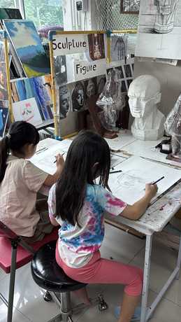 The Pikture Gallery Art Workshop & Framing The Pikture Gallery - เวิร์กช็อปศิลปะ สุขุมวิท 49/1 scaled_1000025677