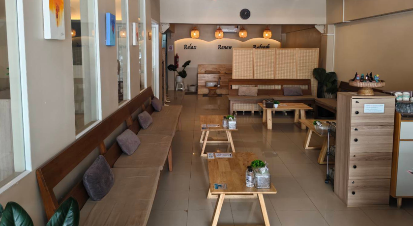 Aroma Health Massage Chiang Mai Aroma Health Massage - อโรม่า เฮลท์ มาสสาจ นวดเพื่อสุขภาพ ศรีภูมิ เชียงใหม่ 3