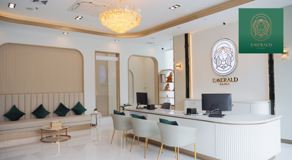 Emerald Clinic (1 Floor at LE Concorde Tower Ratchada) Emerald Clinic - เอเมอรัลด์ คลินิก เสริมความงามครบวงจร รัชดา ห้วยขวาง 1