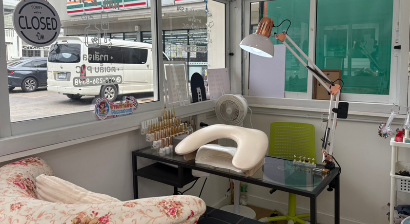 Moment Nail Moment Nail – โมเมนต์ เนล ทำเล็บหน้าเซเว่น อุดมสุข 51 4