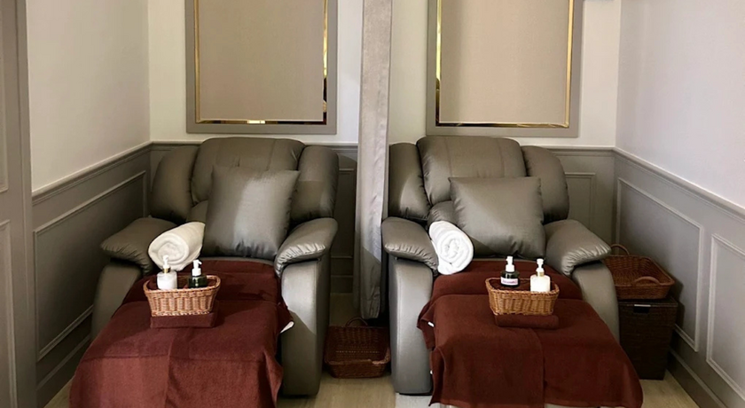 Relax Place (ICS) Relax Place (ICS) – รีแลกซ์เพลส นวดไทยพรีเมียม ใกล้ BTS กรุงธนบุรี 3