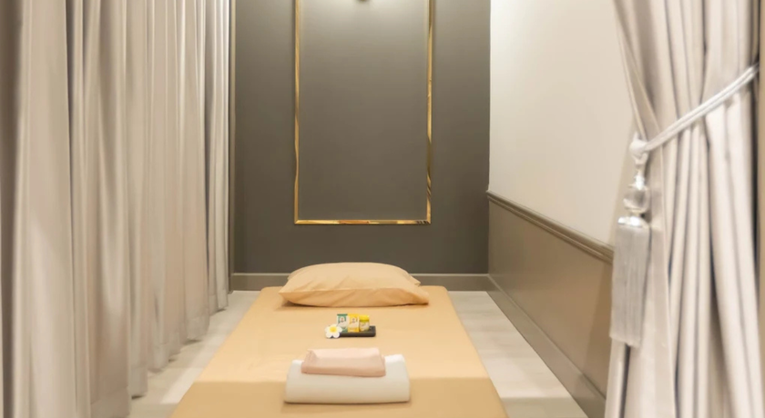 Relax Place (Century On nut) Relax Place (Century On Nut) – รีแลกซ์เพลส นวดไทยพรีเมียม เซ็นจูรี่ อ่อนนุช ใกล้ BTS 7