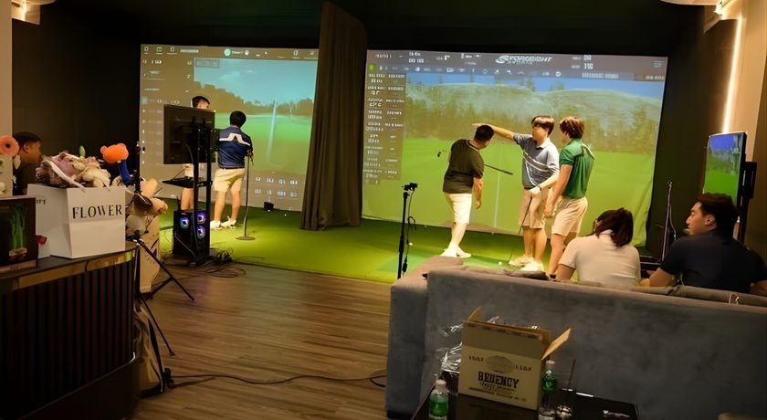 One Shot Golf Academy One Shot Golf Academy – วัน ช๊อต อคาเดมี่ สอนกอล์ฟ ลาดพร้าว 2