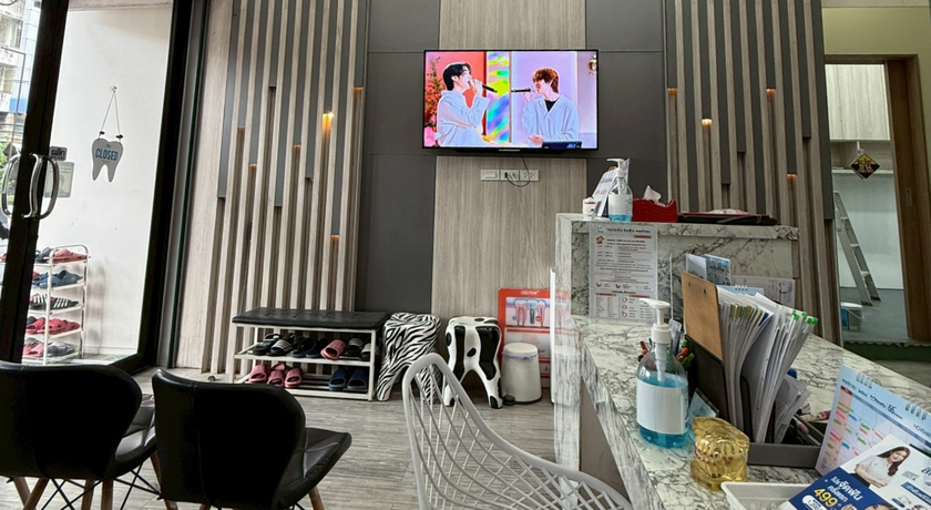 Chill Dent Dental Clinic (Branch 2 MRT Bang Khun Non) Chill Dent Dental Clinic – ชิลล์เดนท์ คลินิกทันตกรรม สาขา MRT บางขุนนนท์ 9