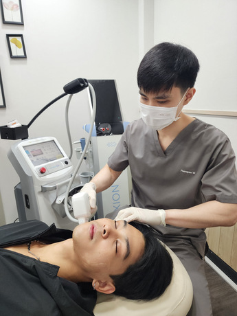 Seoulholic Clinic  image_picker_9517EF5A-DE7B-4EA9-AC37-18D73252A00D-12878-000005AC55A086B3