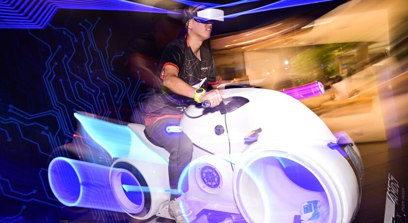 Warpoint VR Park (3rd Floor at Gateway Ekamai) Warpoint VR Park - วอร์พอยต์ วีอาร์ ปาร์ค สนาม VR ชั้น 3 เกตเวย์เอกมัย 2