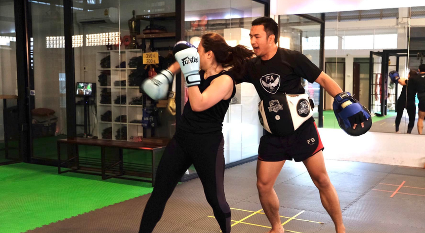 F.A. GROUP MUAY THAI F.A. GROUP MUAY THAI – มวยไทย เอฟ.เอ. กรุ๊ป ย่านจตุจักร 7