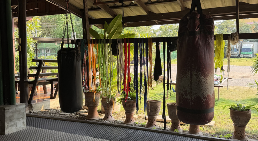 N&P Boxing Gym N&P Boxing Gym – ค่ายมวย ป.เปาอินทร์ พระราม 2 เรียนมวยไทยทุกระดับ 6