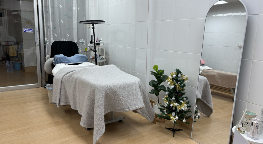 Little2friends Chonburi Little2friends Chonburi – ลิตเติ้ลทูเฟรนด์ ต่อขนตา แว็กซ์คิ้ว บางละมุง 2