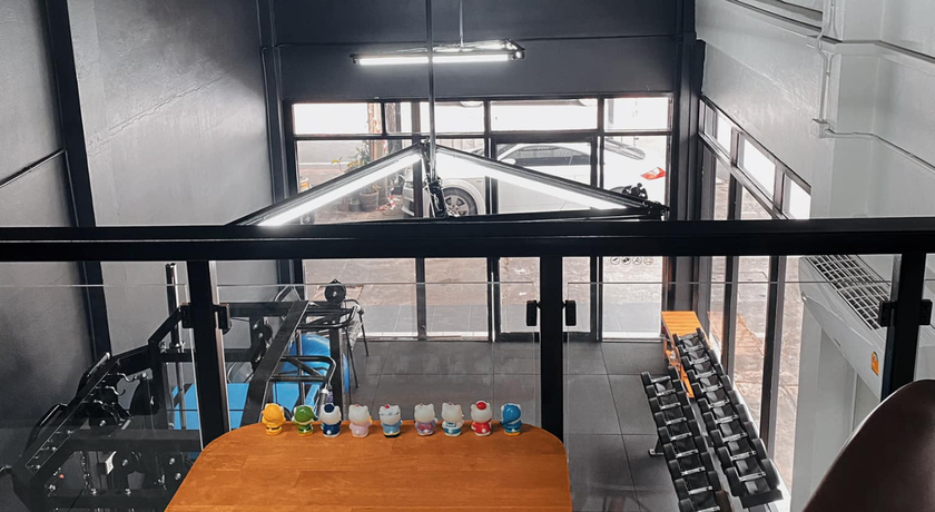 The Fit Gym Senanikhom The Fit Gym Senanikhom – เดอะ ฟิต ยิม เสนานิคม เทรนเนอร์ส่วนตัว ลาดพร้าว 8