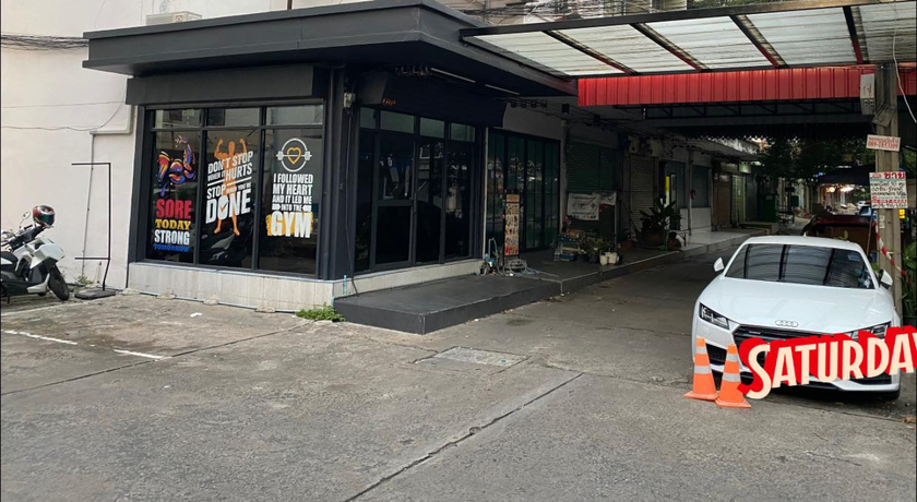 The Fit Gym Senanikhom The Fit Gym Senanikhom – เดอะ ฟิต ยิม เสนานิคม เทรนเนอร์ส่วนตัว ลาดพร้าว 10