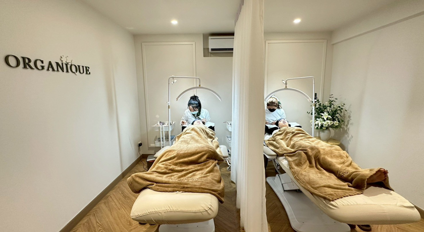 Organique Health and Beauty Center (MRT Tha Phra) Organique Health and Beauty Center - ออร์แกนีค บิวตี้เซ็นเตอร์ MRT ท่าพระ 7