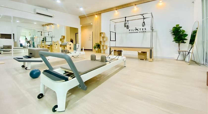 Nongnang Yogafly Studio Nongnang Yogafly Studio - น้องนาง โยคะฟลาย สตูดิโอ ลาดพร้าววังหิน 2