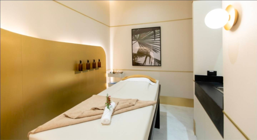 View Clinic Thailand (Sukhumvit Soi 24) View Clinic Thailand (Phrom Phong BTS Station) - วิว คลินิก ไทยแลนด์ บริการเสริมความงามพรีเมียม (BTS พร้อมพงษ์) 10
