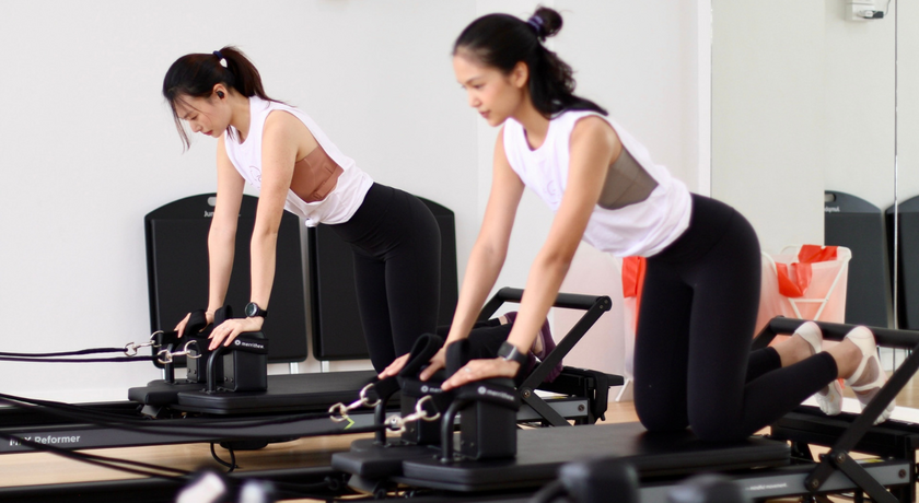 The Essence Pilates Studio Bangna The Essence Pilates Studio Bangna - เดอะ เอสเซนส์ พิลาทิส สตูดิโอ บางนา สุขุมวิท 105 4