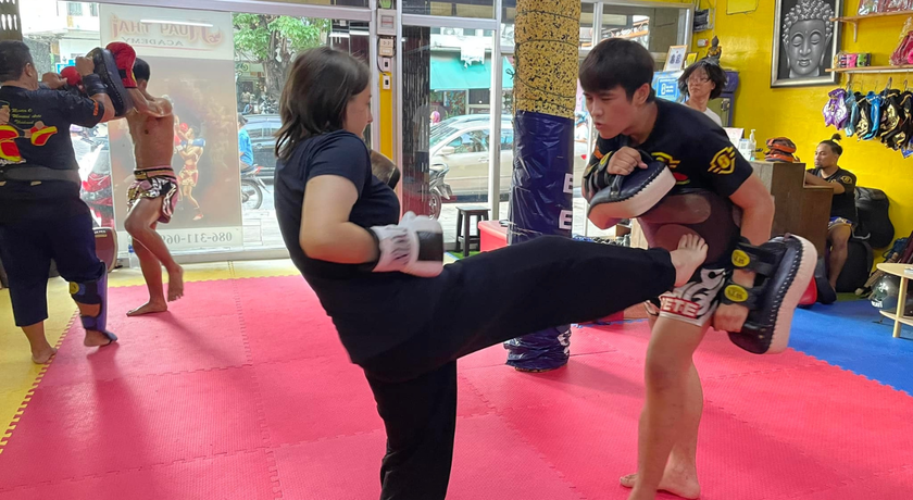 Muay Thai Master (Master O Muay Thai Academy) Muay Thai Master - มวยไทย มาสเตอร์ (มาสเตอร์โอ มวยไทย อะคาเดมี่) สาทร  3