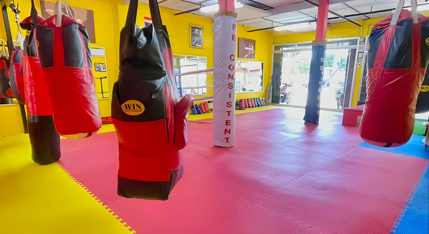 Muay Thai Master (Master O Muay Thai Academy) Muay Thai Master - มวยไทย มาสเตอร์ (มาสเตอร์โอ มวยไทย อะคาเดมี่) สาทร  10
