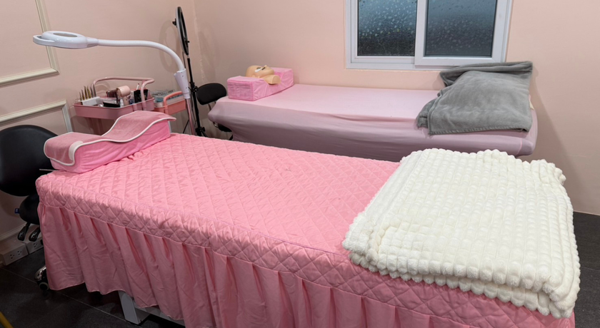 Destiny Lashes and Nails Destiny Lashes and Nails - ร้านต่อขนตา ทำเล็บ หัวหมาก บางกะปิ 3