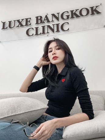 Luxe Bangkok Clinic (BTS Phahonyothin 24) Luxe Bangkok Clinic (BTS Phahonyothin 24) (มีสาขาเดียวเท่านั้น)  image_picker_AFA20B40-D579-4516-A278-AE151F227F2C-92103-00000A74E33D4E99