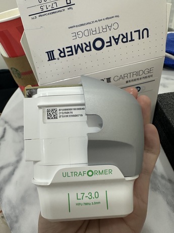 Luxe Bangkok Clinic (BTS Phahonyothin 24) Luxe Bangkok Clinic (BTS Phahonyothin 24) (มีสาขาเดียวเท่านั้น)  image_picker_5F4B2140-B2D8-4F6D-8E41-E6F6DAC715BA-92103-00000A74E6C8FD96