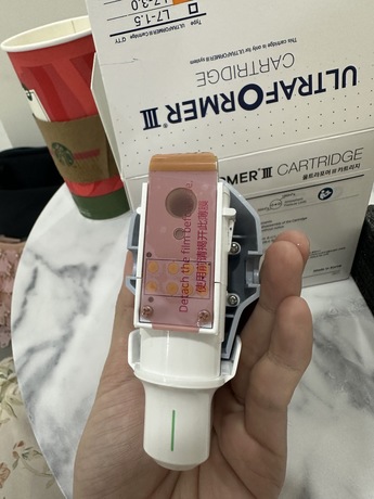 Luxe Bangkok Clinic (BTS Phahonyothin 24) Luxe Bangkok Clinic (BTS Phahonyothin 24) (มีสาขาเดียวเท่านั้น)  image_picker_A156C08D-3870-4EB7-9778-11EA1B3EF47D-92103-00000A74E6A2980B