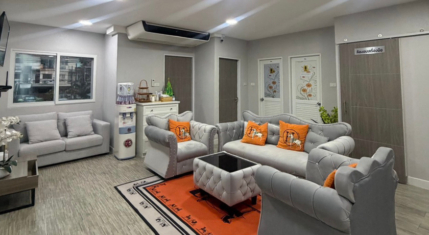 Camena Clinic Camena Clinic - คามีนา คลินิก เสริมความงาม ลาดพร้าว 4