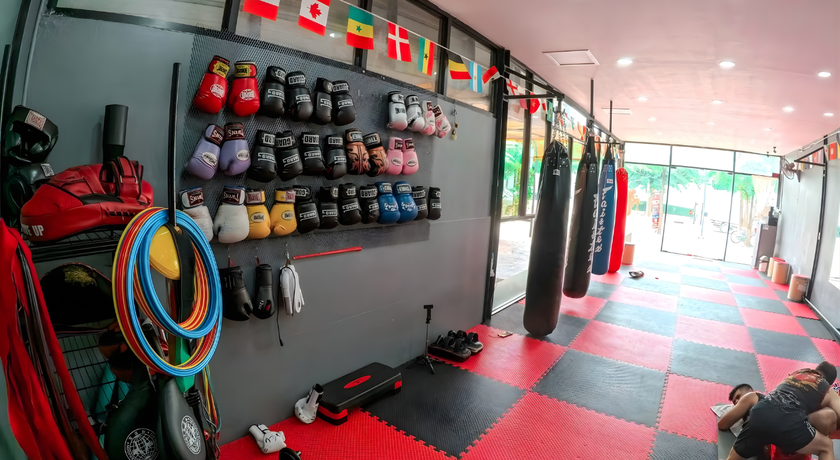 Thunder Muaythai (Rama 2) Thunder Muaythai Rama 2 - ธันเดอร์มวยไทย พระราม 2 ค่ายมวยคุณภาพ 3