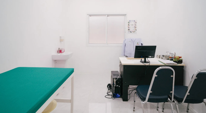 Siam International Clinic (Khaolak) Siam International Clinic - คลินิกเสริมความงาม เขาหลัก พังงา 6