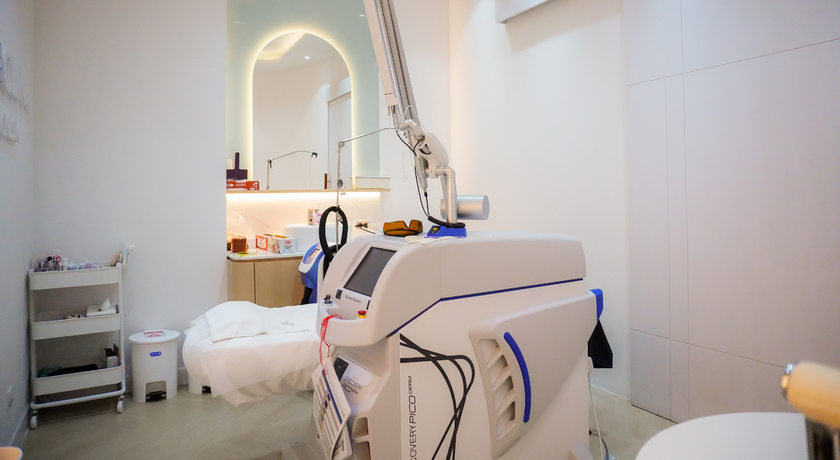 SKN Clinic by Skin'ism (Thonglor) SKN Clinic by Skin'ism (Thonglor) – เอสเคเอ็น คลินิก บาย สกินนิซึม ทองหล่อ 4