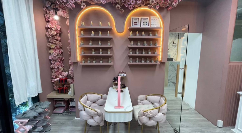 NANJI Beauty Salon NANJI Beauty Salon - แนนจิ บิวตี้ ซาลอน ครบวงจร ใกล้ BTS พร้อมพงษ์ 2