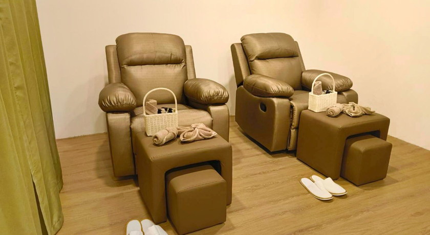 Navadee Health Massage Navadee Health Massage - นาวดี นวดเพื่อสุขภาพ บางรักน้อย นนทบุรี 5