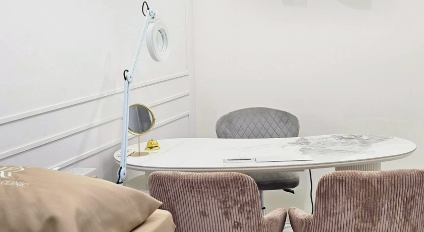 K2R Luxury Clinic K2R Luxury Clinic - เคทูอาร์ ลักซัวรี่ คลินิค ความงามพรีเมียม ดินแดง 6