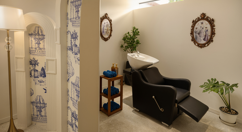Madame Perle’s Salon De Beauté Madame Perle’s Salon De Beauté - มาดาม เพิร์ล ซาลอน เดอ บิวเต้ ย่านกะรน จังหวัดภูเก็ต 3