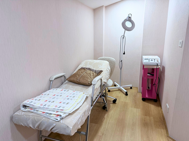 Lertluck Clinic Lertluck Clinic – เลิศลักขณ์ คลินิก ผิวหนังและความงาม ย่านรัชดาภิเษก 17