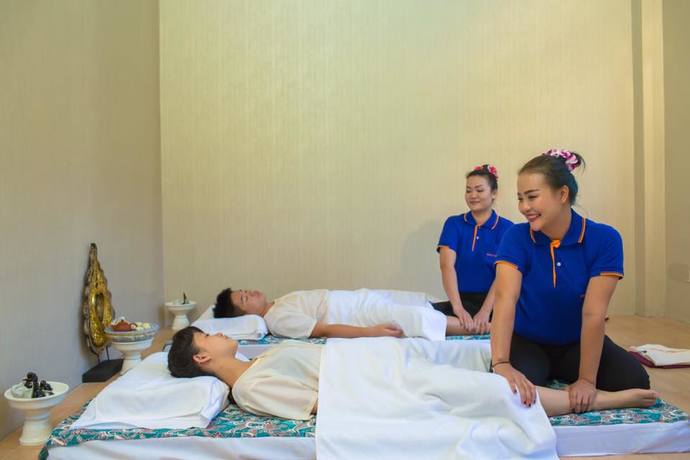 Maha Cheeva Thai Massage  83583612_2649190498625677_5289374090426056704_n