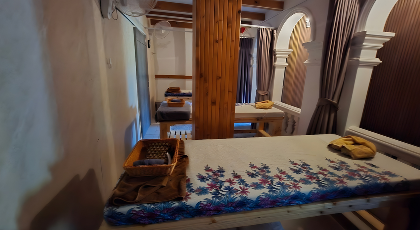 Body Works Thai Massage Patong 4 (Patong Beach) Body Works Thai Massage Patong 4 – บอดี้เวิร์คส์ 4 นวดไทย ป่าตอง ภูเก็ต 4