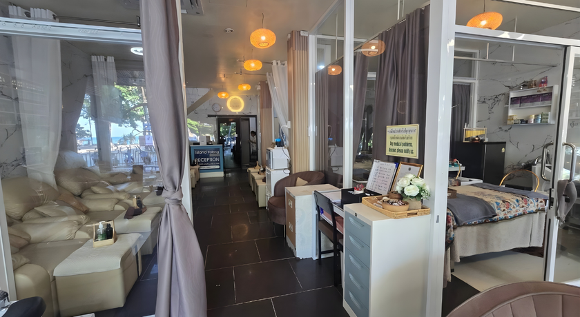 Body Works Thai Massage Patong 4 (Patong Beach) Body Works Thai Massage Patong 4 – บอดี้เวิร์คส์ 4 นวดไทย ป่าตอง ภูเก็ต 2